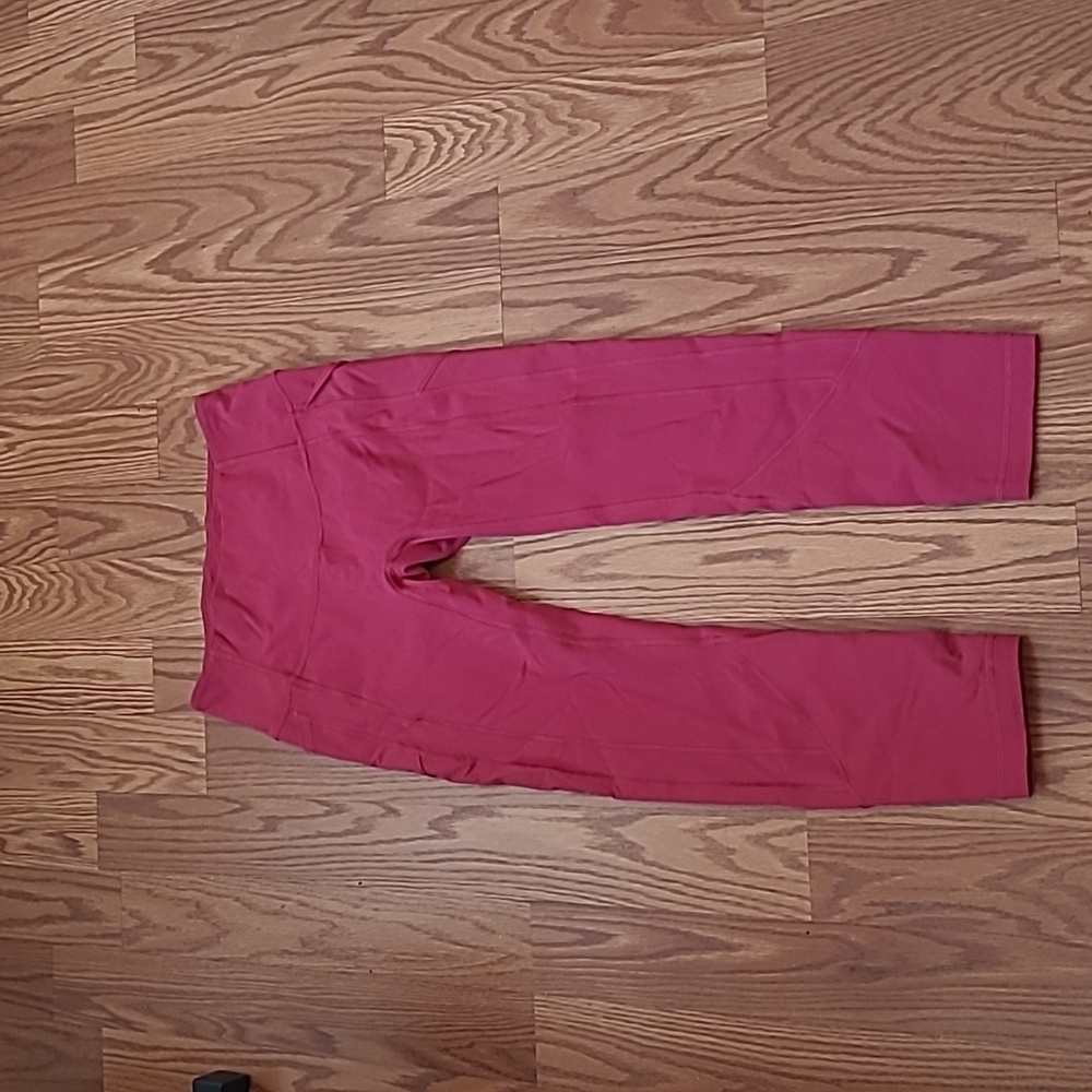 Lululemon All The Right Places Crop II *23" Size 6 - Picture 6 of 13